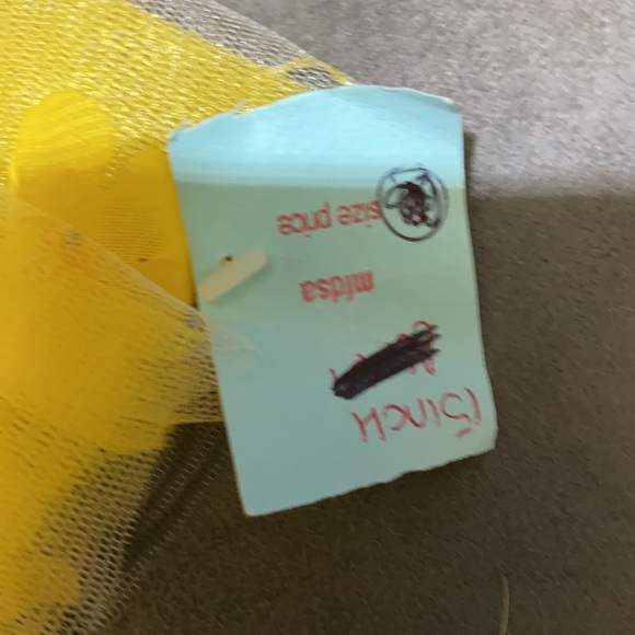 Pet dress - Picture 3 of 4